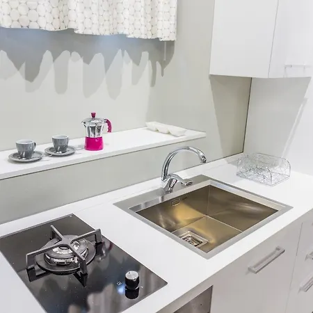 Bordonaro 公寓 切法卢